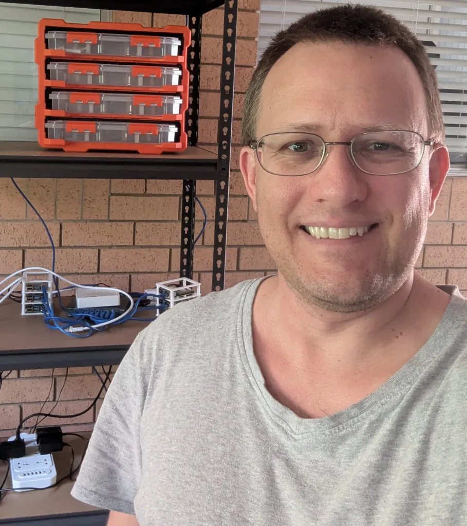 A photo of the cluster in it's new position. A cleaner layout with more room.